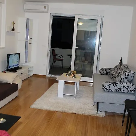 Zeljko Appartement *